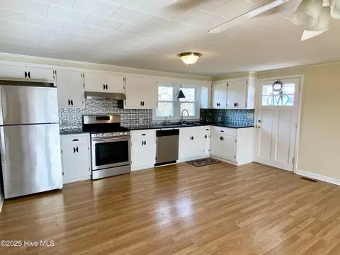 Kitchen - 112 Croaker St, Davis, NC 28524 photo 1 of 3