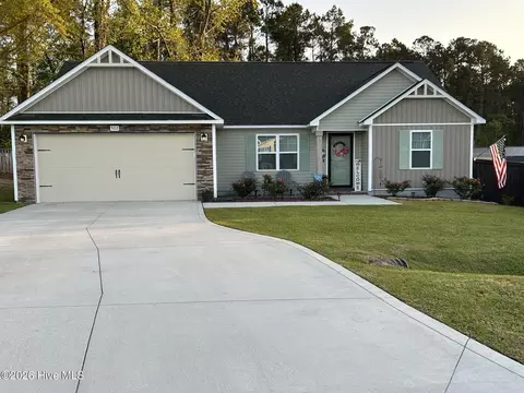 502 Daisy May Pl, Jacksonville, NC 28540