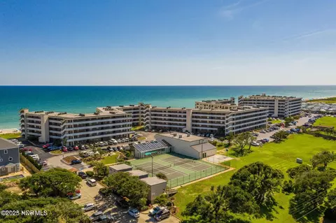 1505 Salter Path Rd #411, Indian Beach, NC 28512