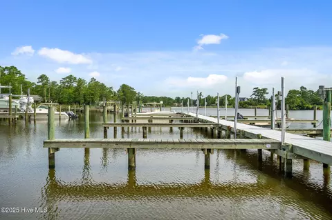 166 Marsh Run, Oriental, NC 28571 photo 7