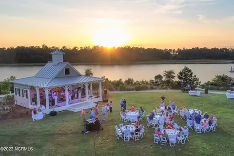 790 E Harborside Rd, Oriental, NC 28571 photo 30
