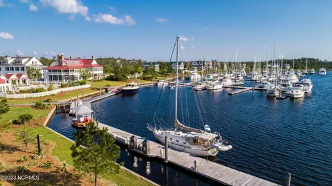 790 E Harborside Rd, Oriental, NC 28571 photo 15