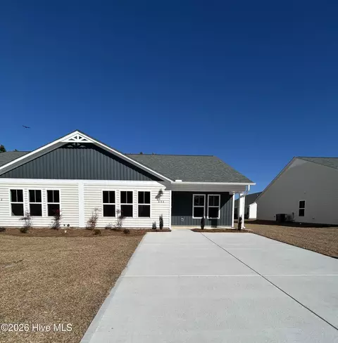 804 Discovery Cv, Newport, NC 28570