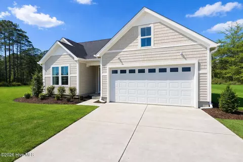 851 Fairway Rd, Ayden, NC 28513