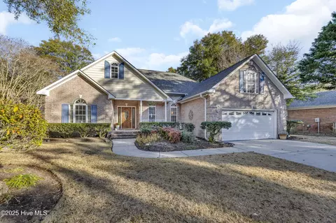 709 Valley Brook Rd, Wilmington, NC 28412