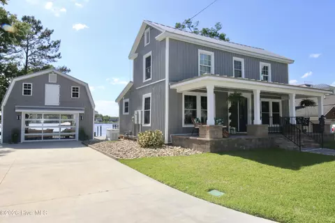 109 N Main St, Bath, NC 27808