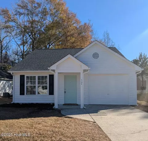 504 Saint George Cv, Jacksonville, NC 28546