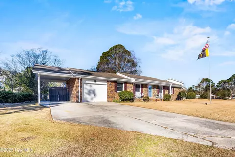 603 Oakwood Ave, Jacksonville, NC 28546