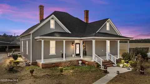 2317 Meadowbrook Rd, Rocky Mount, NC 27801