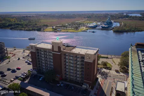106 N Water St, Wilmington, NC 28401