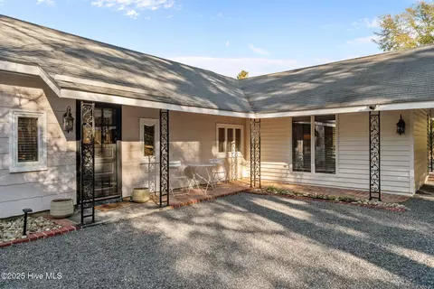 Exterior - 30 Windmere Rd, Pinehurst, NC 28374 photo 1 of 10