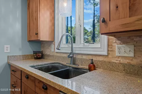 Kitchen - 256 Spring Dr, Aurora, NC 27806 photo 4 of 4
