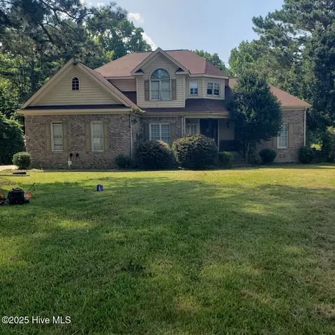 105 Steeplechase Cv, Goldsboro, NC 27534