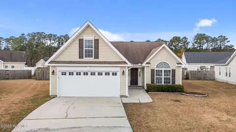 103 Kenmore Ct, New Bern, NC 28560