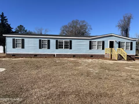 1906 Emerson St, New Bern, NC 28562