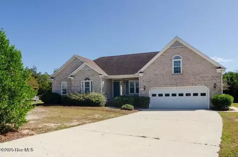 355 Club Ct, Wilmington, NC 28412
