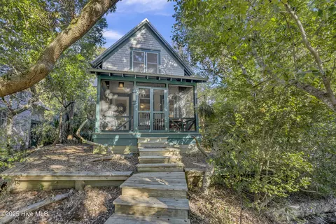 638 Chicamacomico Way, Bald Head Island, NC 28461