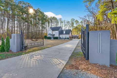 3486 Highway 70 E, Smithfield, NC 27577