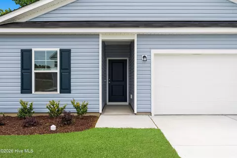 626 S Squires Run Ln, Richlands, NC 28574