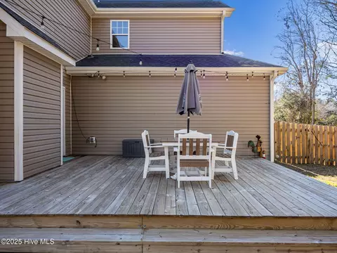Exterior - 123 Beagle Dr, Hubert, NC 28539 photo 5 of 6
