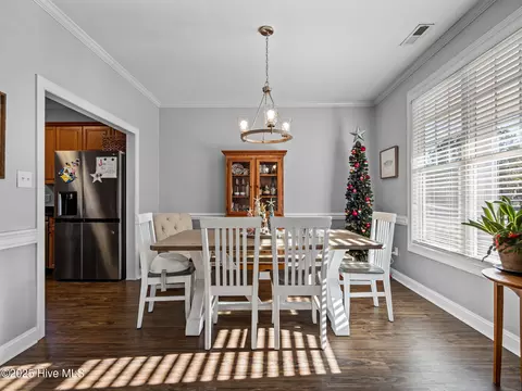 Dining - 123 Beagle Dr, Hubert, NC 28539 photo 2 of 3