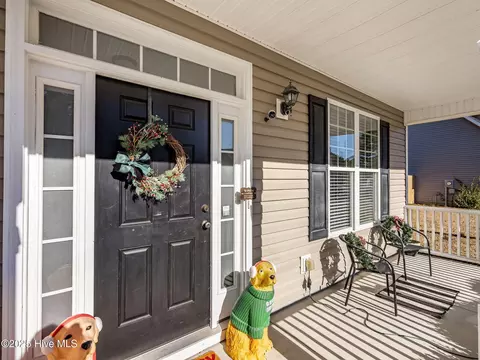 Exterior - 123 Beagle Dr, Hubert, NC 28539 photo 2 of 6