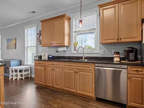 Kitchen - 123 Beagle Dr, Hubert, NC 28539 photo 2 of 3