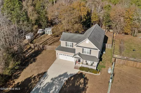 View/Area - 123 Beagle Dr, Hubert, NC 28539 photo 1 of 10