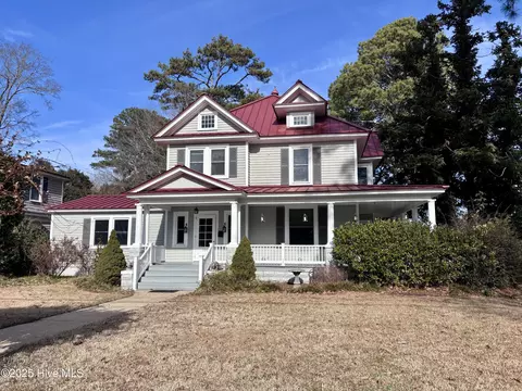 300 W Main St, Murfreesboro, NC 27855