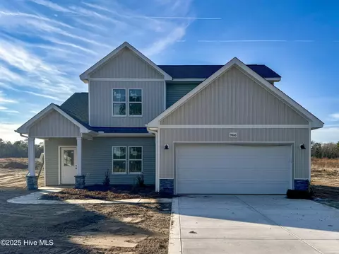9806 Rockfish Rd, Raeford, NC 28376