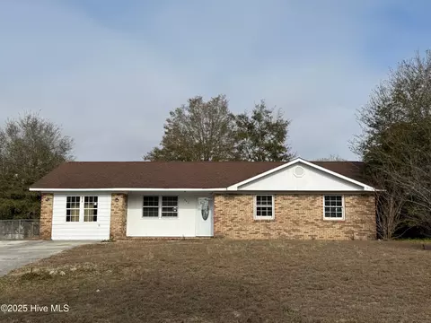 446 Cathay Rd, Wilmington, NC 28412