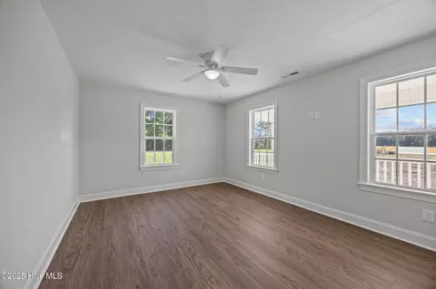 Bedroom - 263 Treasure Point Rd, Bath, NC 27808 photo 5 of 5