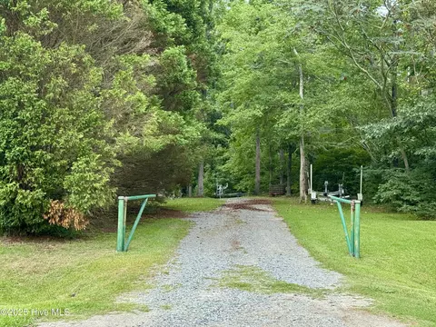 Exterior - 263 Treasure Point Rd, Bath, NC 27808 photo 11 of 14