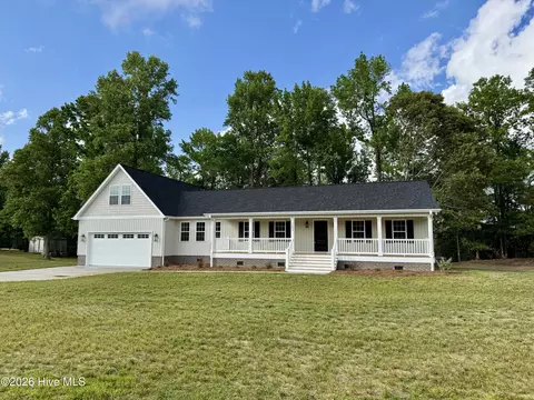 Exterior - 263 Treasure Point Rd, Bath, NC 27808 photo 2 of 14