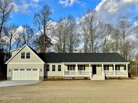 Exterior - 263 Treasure Point Rd, Bath, NC 27808 photo 2 of 16