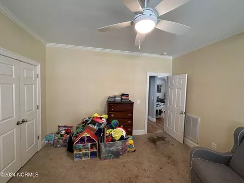 Bedroom - 402 Confederate St, Windsor, NC 27983 photo 2 of 13