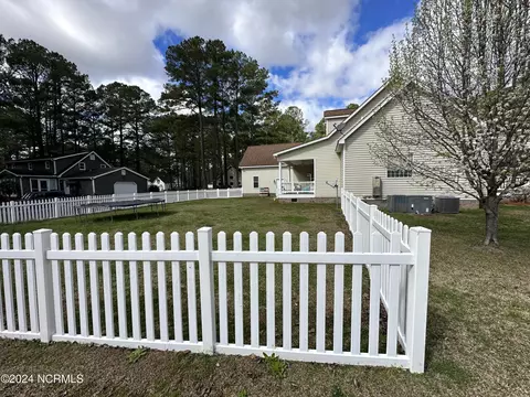Exterior - 402 Confederate St, Windsor, NC 27983 photo 13 of 13