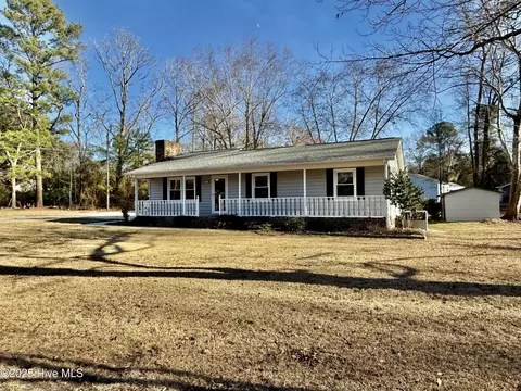 714 Richmond Rd, Rockingham, NC 28379