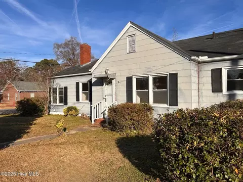 4187 SE College St, Ayden, NC 28513