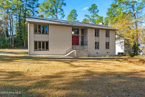 1431 Cumberland Cir, Rockingham, NC 28379