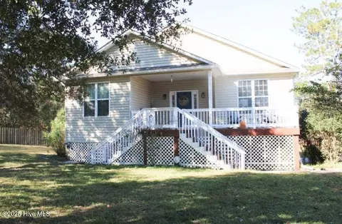 1911 Gastonia Rd, Southport, NC 28461
