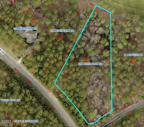 212 Meyer Farm Dr, Pinehurst, NC 28374