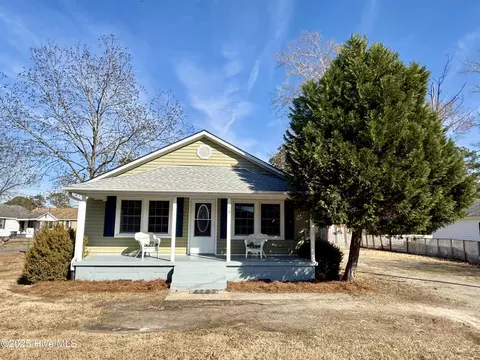 48 First St, Chocowinity, NC 27817 photo 2