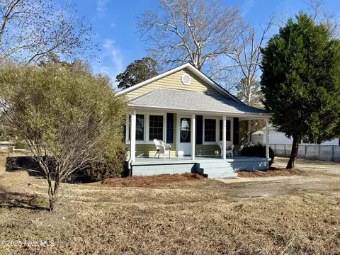 48 First St, Chocowinity, NC 27817 photo 3