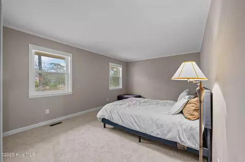 Bedroom - 107 Pineview Dr, Oriental, NC 28571 photo 5 of 5