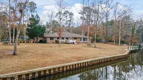 Exterior - 107 Pineview Dr, Oriental, NC 28571 photo 12 of 12