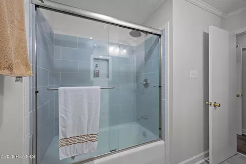 Bath - 107 Pineview Dr, Oriental, NC 28571 photo 5 of 5