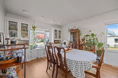 Dining - 4137 N Lee St, Ayden, NC 28513 photo 1 of 2