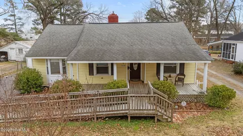Exterior - 4137 N Lee St, Ayden, NC 28513 photo 7 of 16