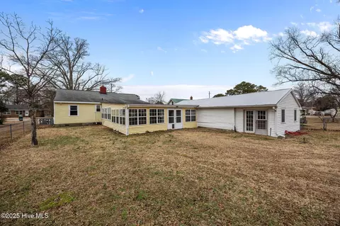 Exterior - 4137 N Lee St, Ayden, NC 28513 photo 13 of 16